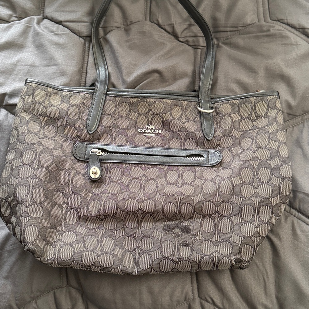 Coach Signature gray and Black Handbag